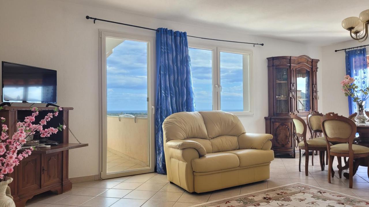הוילה Residenza La Pineta אורוסיי מראה חיצוני תמונה