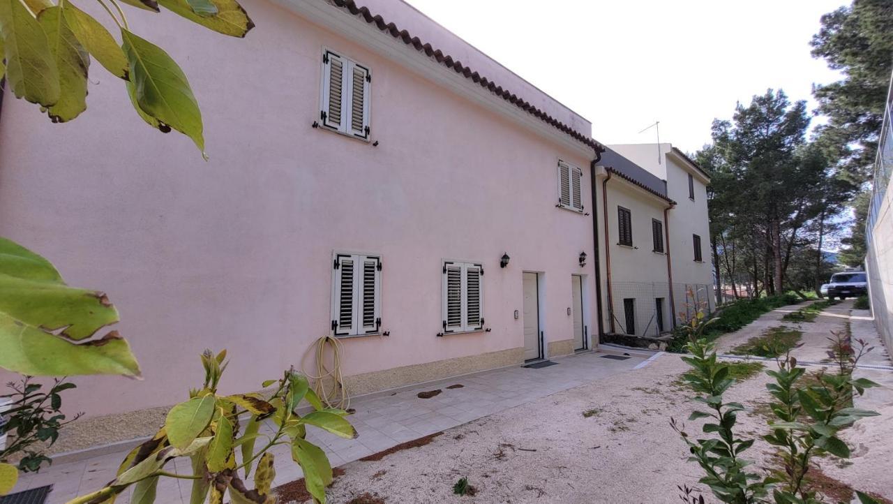 הוילה Residenza La Pineta אורוסיי מראה חיצוני תמונה